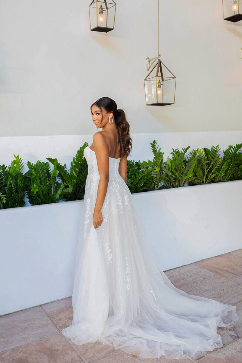 Stella York 7825